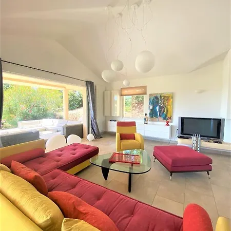 Villa Pin' Arte * Sainte-Lucie de Porto-Vecchio